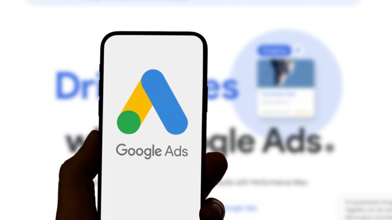 Google Ads tests A/B experiments for Shopping ad product data